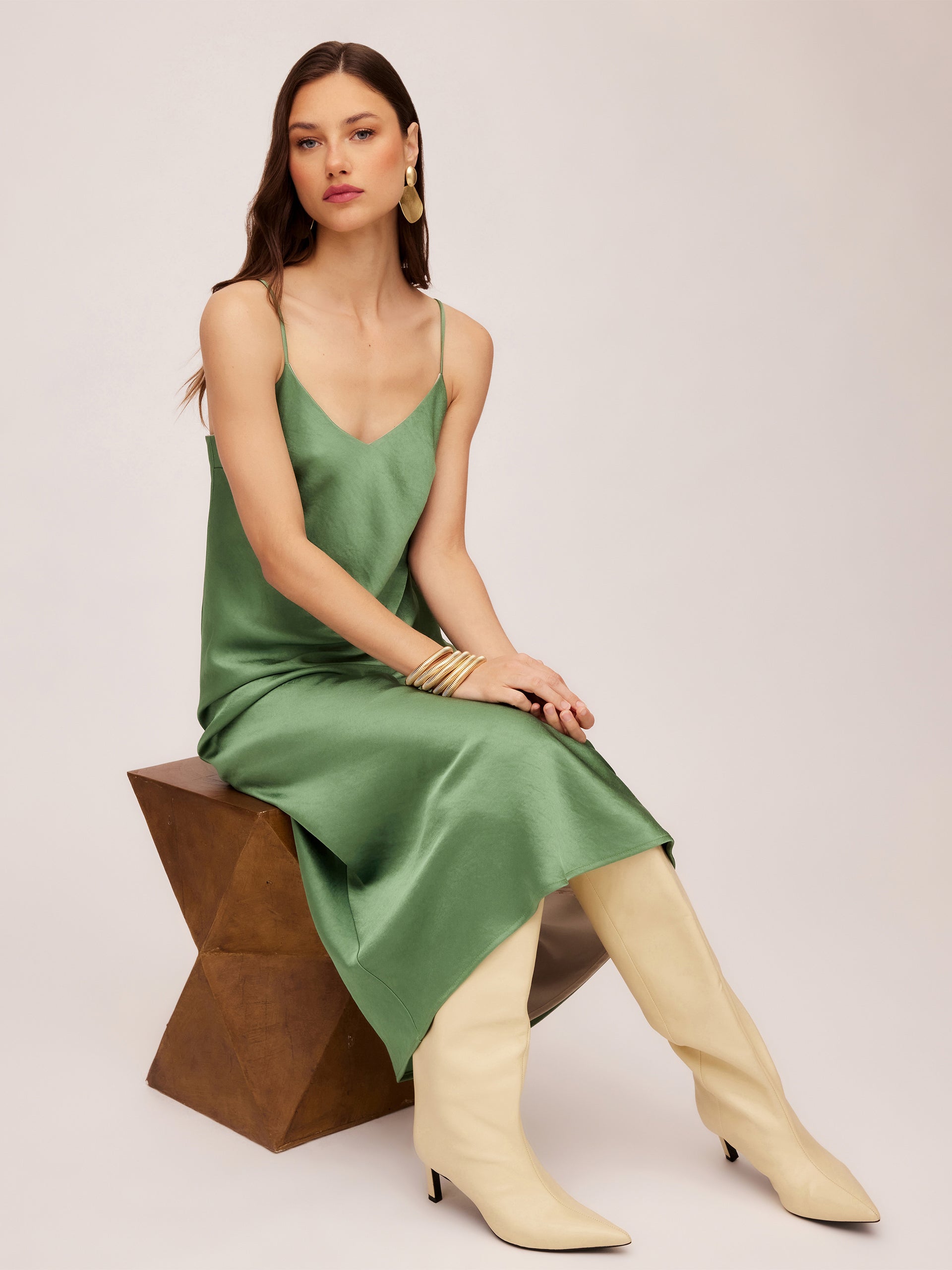 bias midi dress Women's Satin Cut Out Flare Sleeve Bias Midi Dress, Mauve