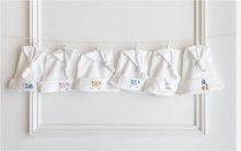 Load image into Gallery viewer, Knotted Hat