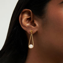 Load image into Gallery viewer, Mini Ipanema Earrings - Moonstone