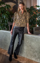 Load image into Gallery viewer, Ruthie Top in Burl