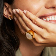 Load image into Gallery viewer, Signet Ring - Moonstone