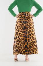 Load image into Gallery viewer, Hollis Skirt in Leopard