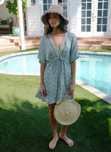 Load image into Gallery viewer, Pia Mini - Olivia Surf