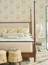 Load image into Gallery viewer, Calla Side Table
