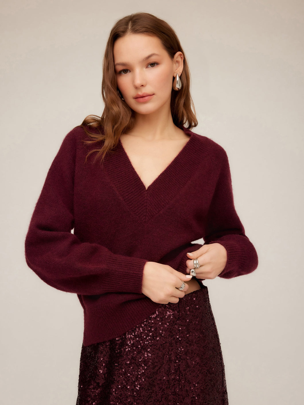Heather V-Neck Sweater - Wine