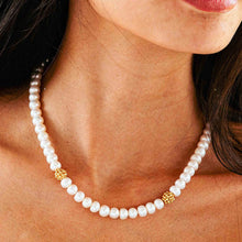 Load image into Gallery viewer, Berry Single Strand Necklace - Pearl
