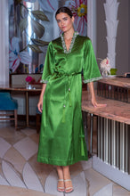 Load image into Gallery viewer, Talia Dress in Emerald
