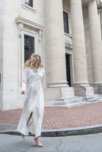 Load image into Gallery viewer, Martini Maxi in Carrara
