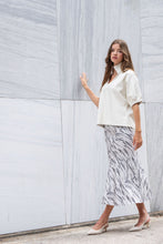 Load image into Gallery viewer, Poppy Top in Carrara
