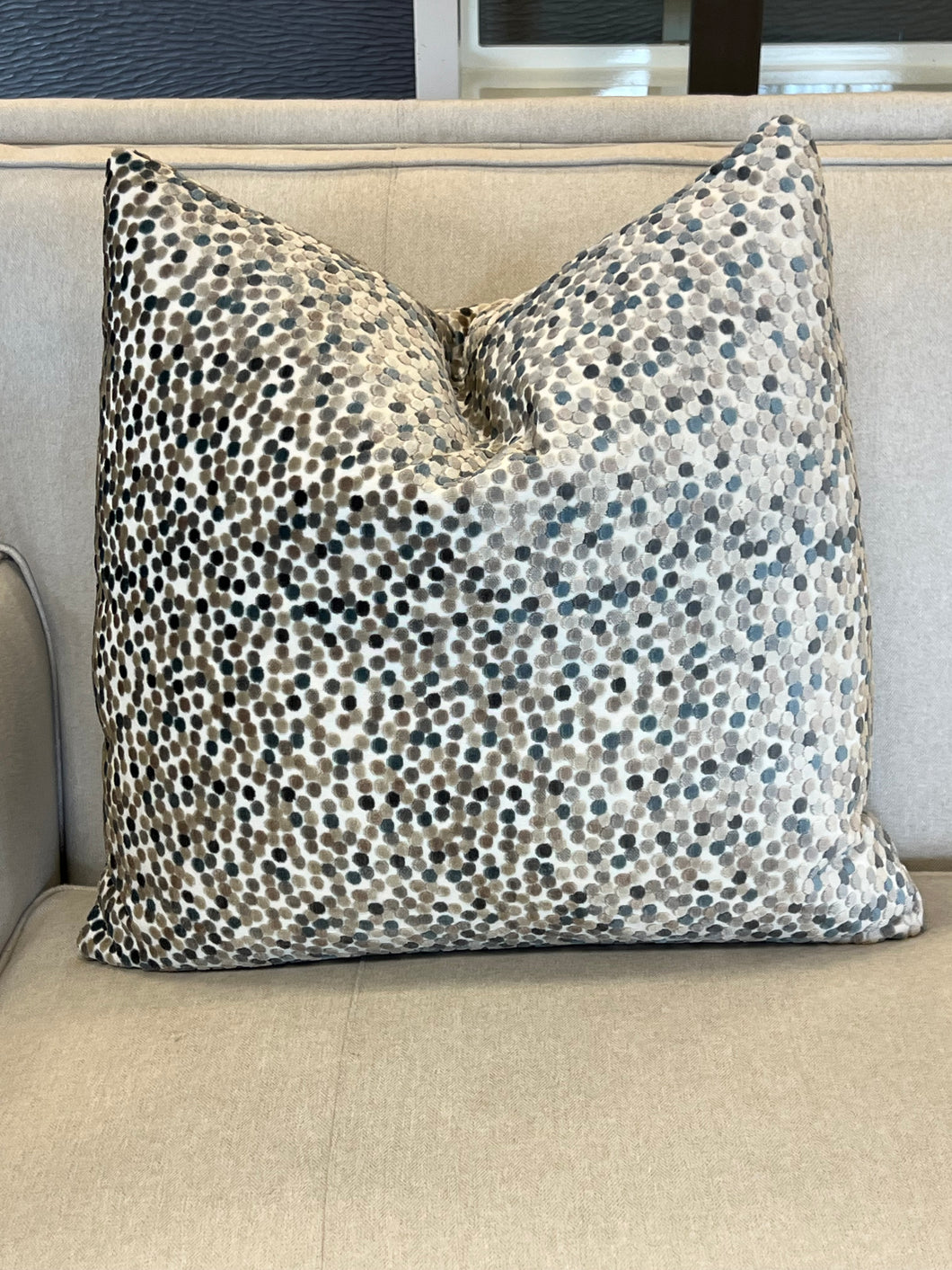 Talia Pillow - 20x20