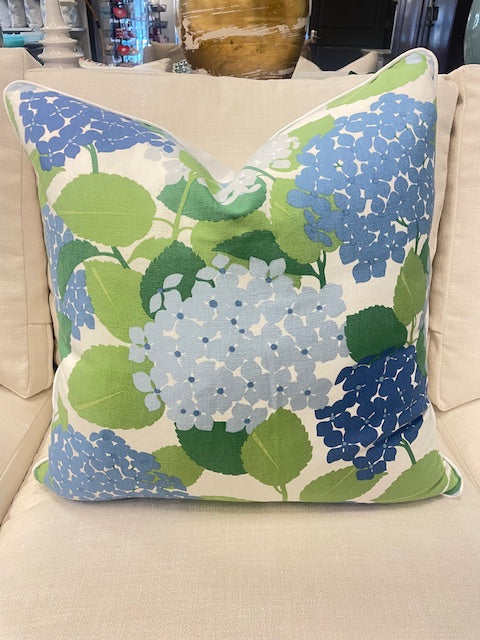 Vida Pillow - 22x22