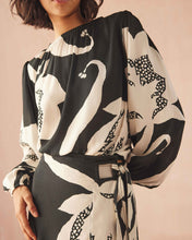 Load image into Gallery viewer, Ayla Blouse - Audrey Nocturne
