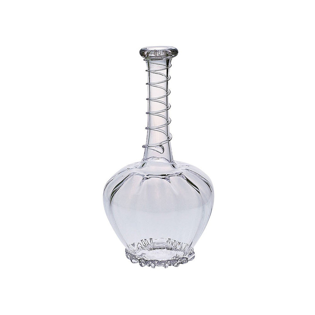 Naomi Vase