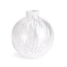 Load image into Gallery viewer, Hensely Vases - White
