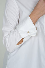 Load image into Gallery viewer, Classic White Cotton Poplin Oxford
