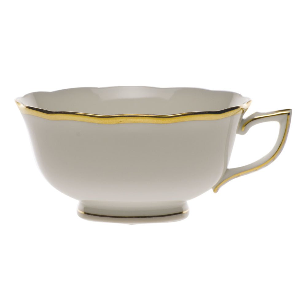 Gwendolyn Tea Cup